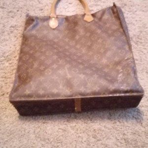 Louis Vuitton purse